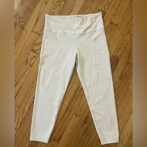 Daquini Swirl Crop Leggings -L (PRICE FIRM)